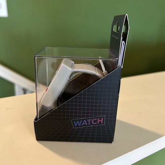 Nintendo Gameboy Watch - Picture 2 of 5